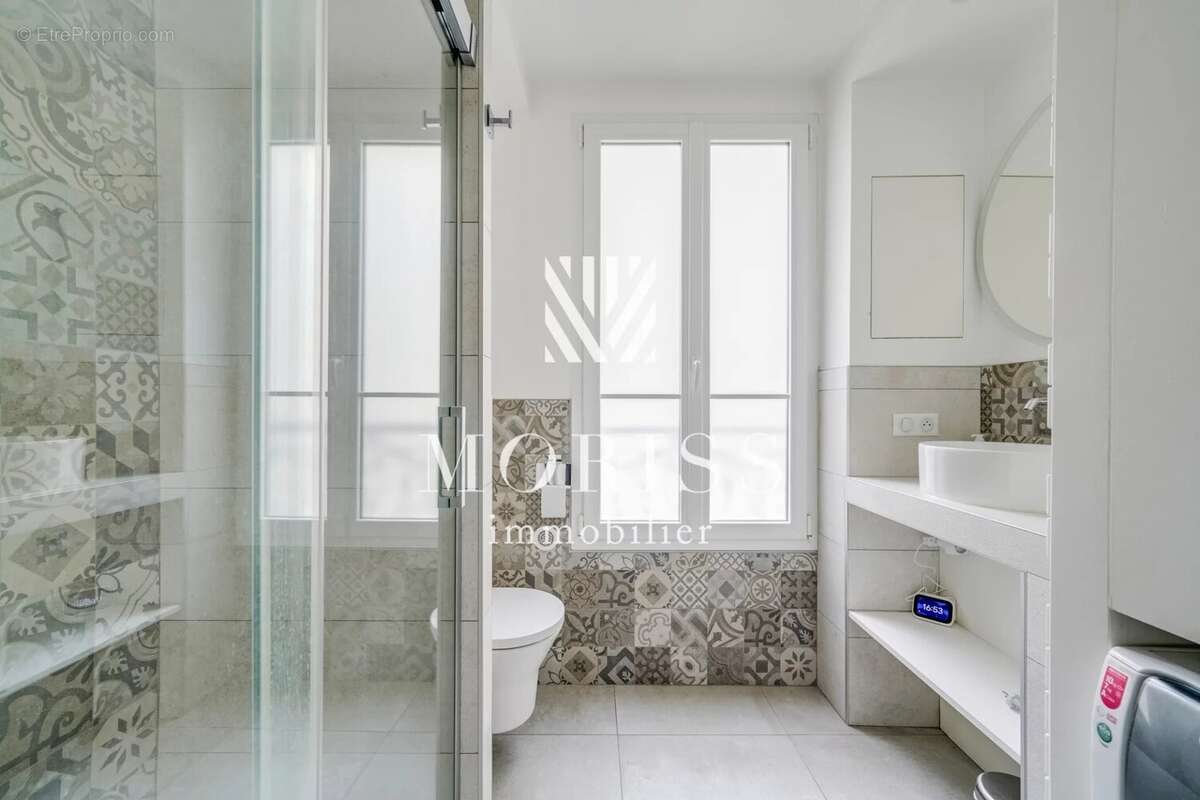 Appartement à PARIS-17E