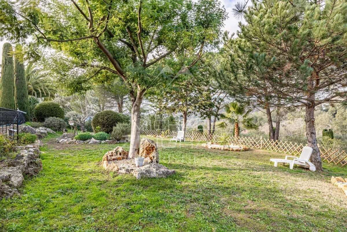 Maison à MANDELIEU-LA-NAPOULE