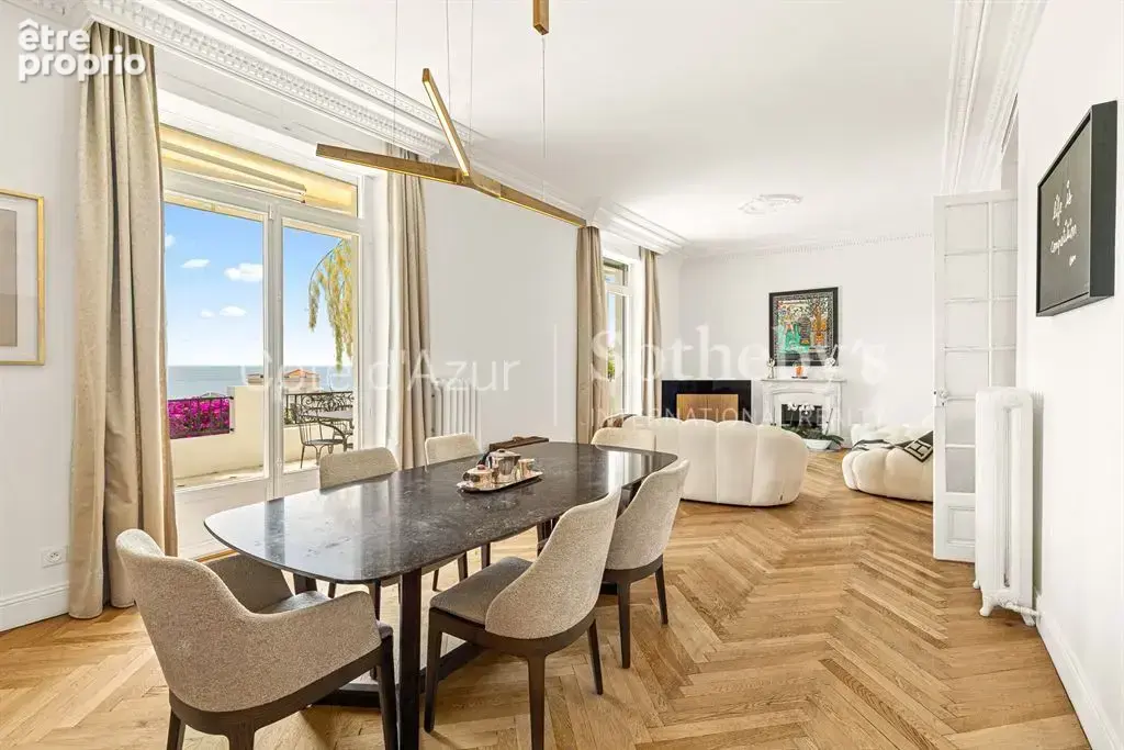 Nice Mont Boron Cap de Nice, Maison de Maître de 227 m² avec cinq chambres et piscine - photo 9