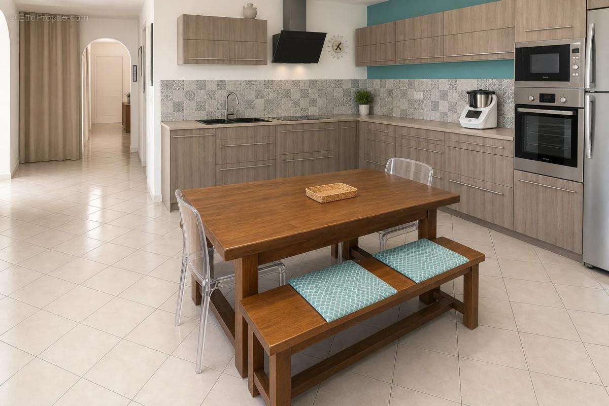Maison à CAMPS-LA-SOURCE