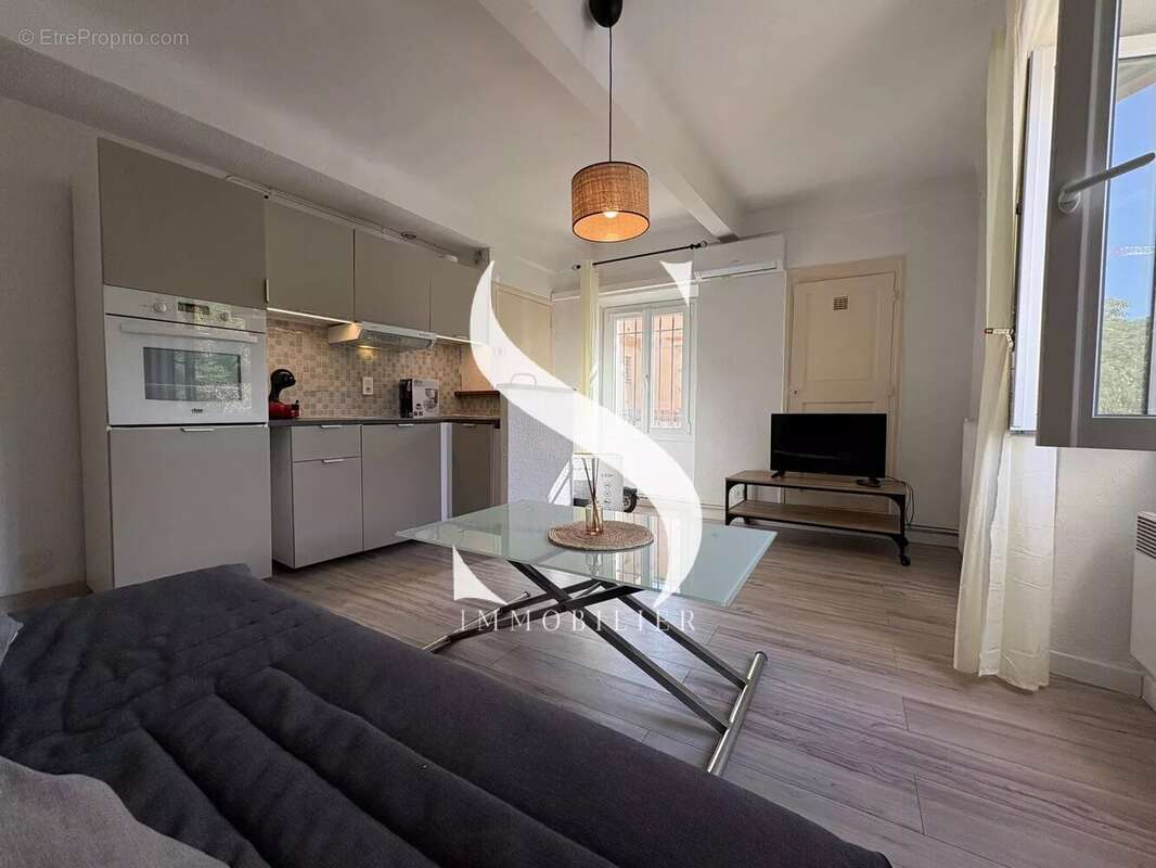 Appartement à VALLAURIS
