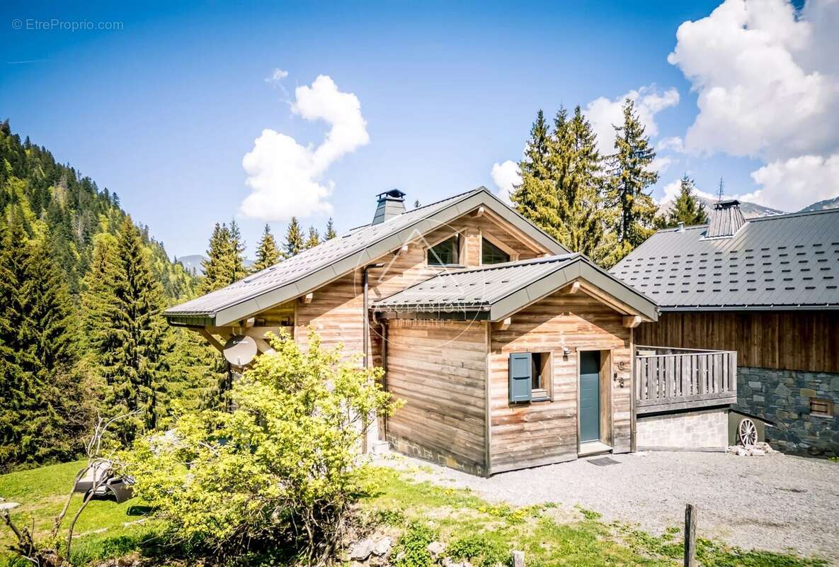 Maison à ESSERT-ROMAND