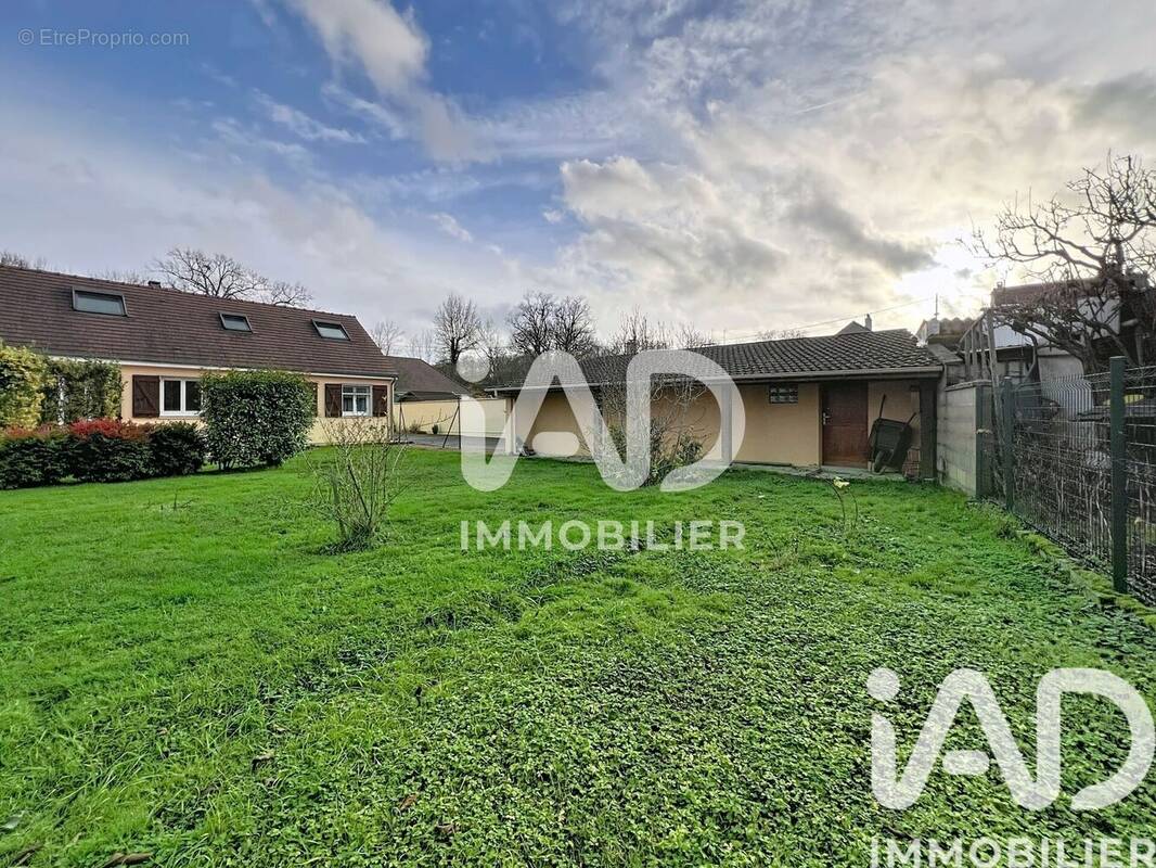 Photo 1 - Maison à TOURNAN-EN-BRIE