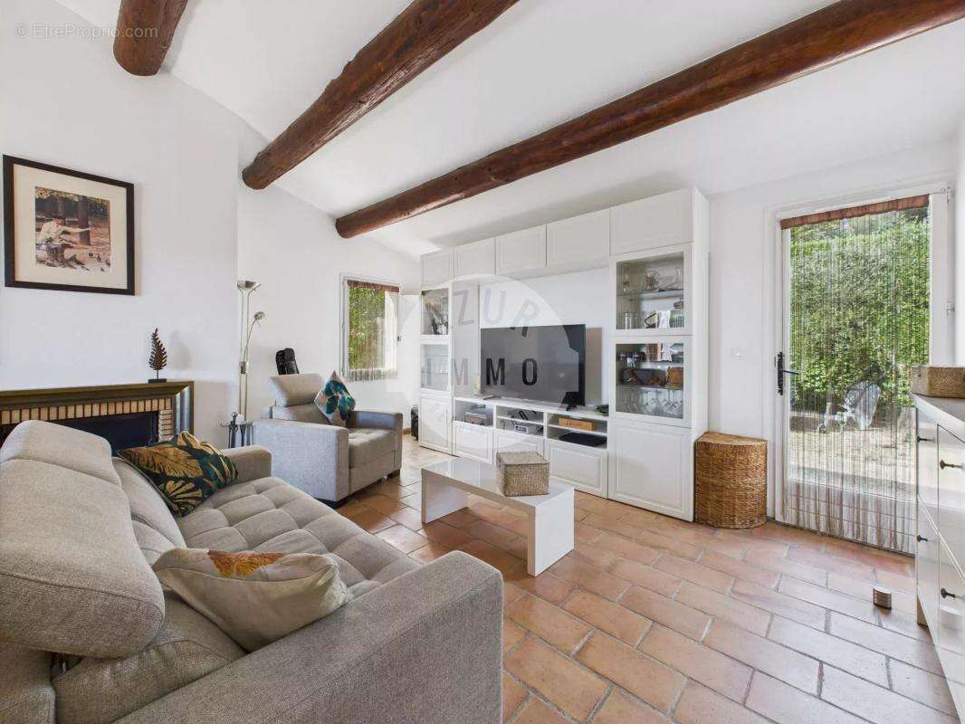 Maison à ROQUEVAIRE