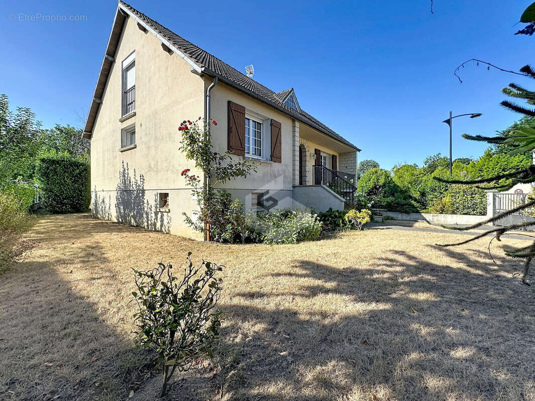 Maison à MERCIN-ET-VAUX
