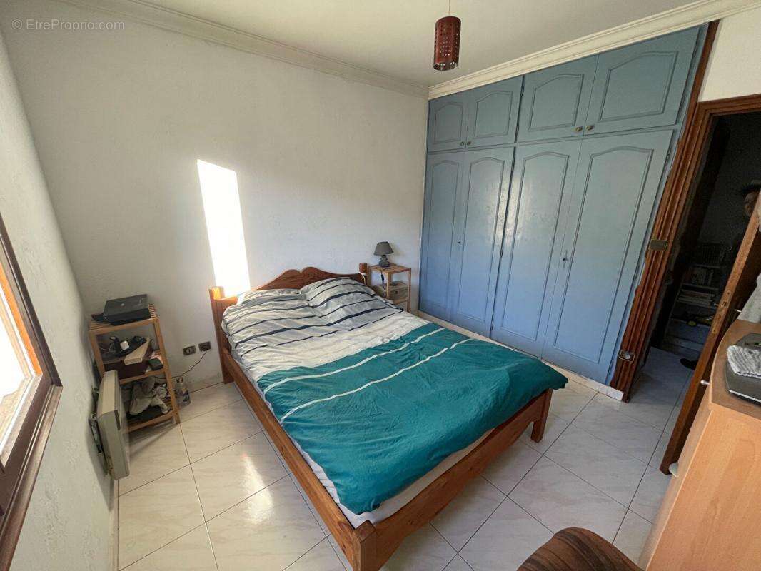 Maison à SAINT-MARTIN-DE-VALGALGUES