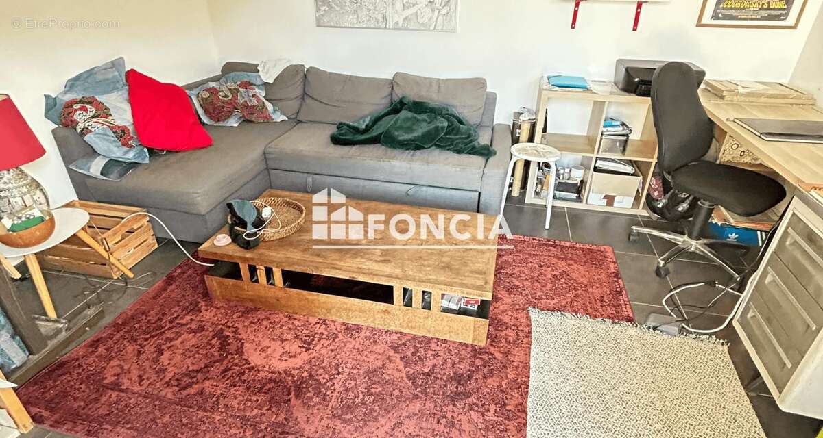 Appartement à MARSEILLE-8E