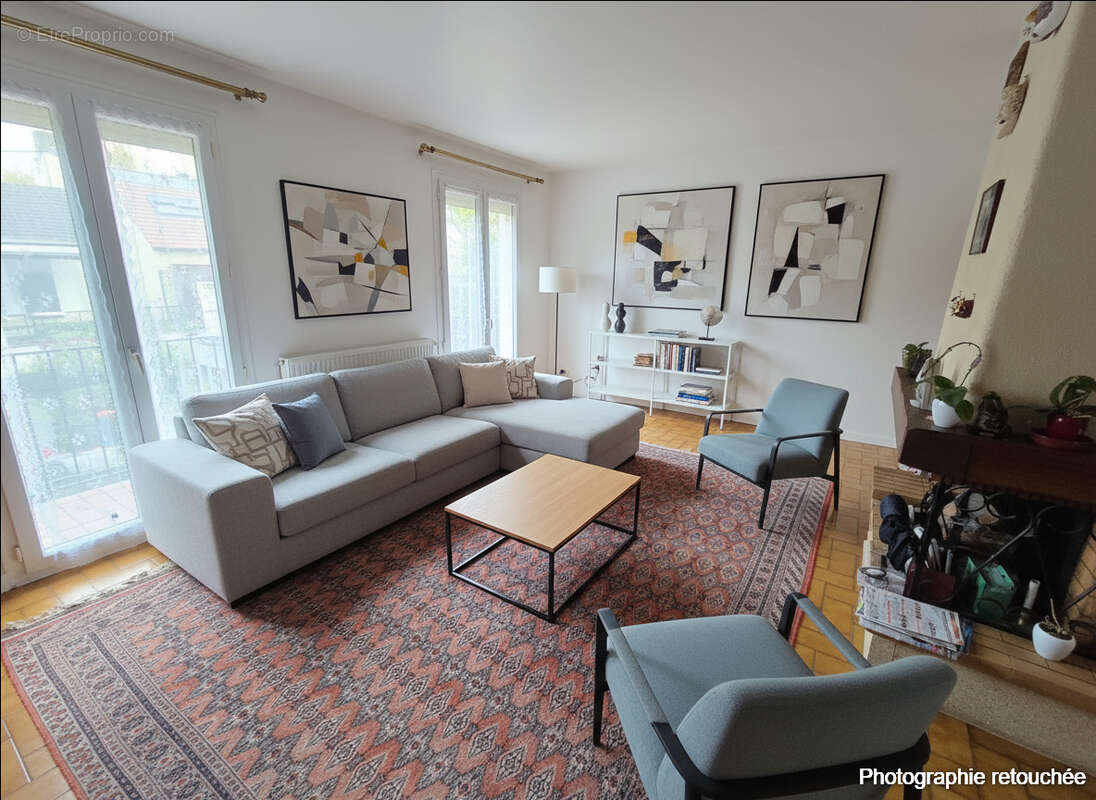 Maison à VERRIERES-LE-BUISSON