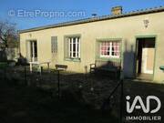 Photo 1 - Maison à MONNEVILLE