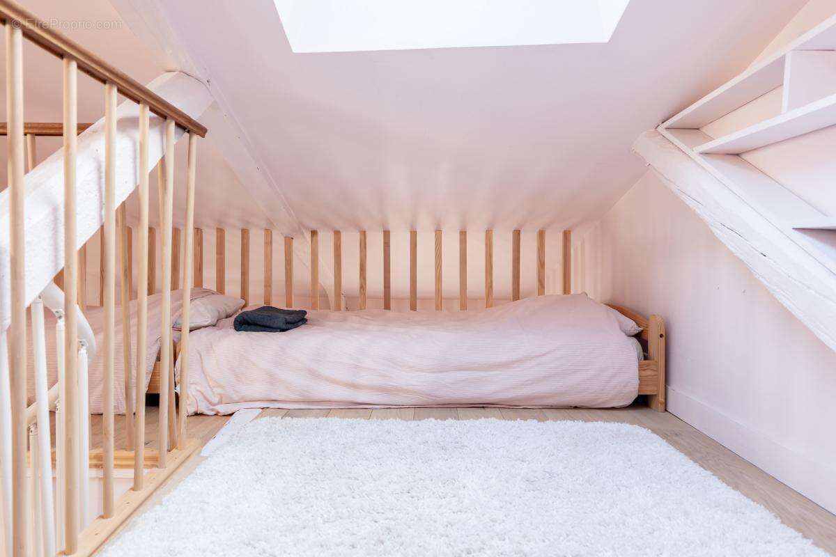 Appartement à PARIS-3E