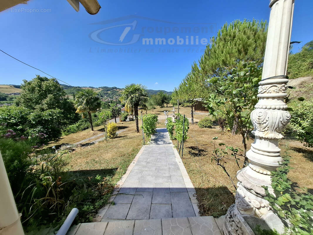 Maison à SAINT-VERAND