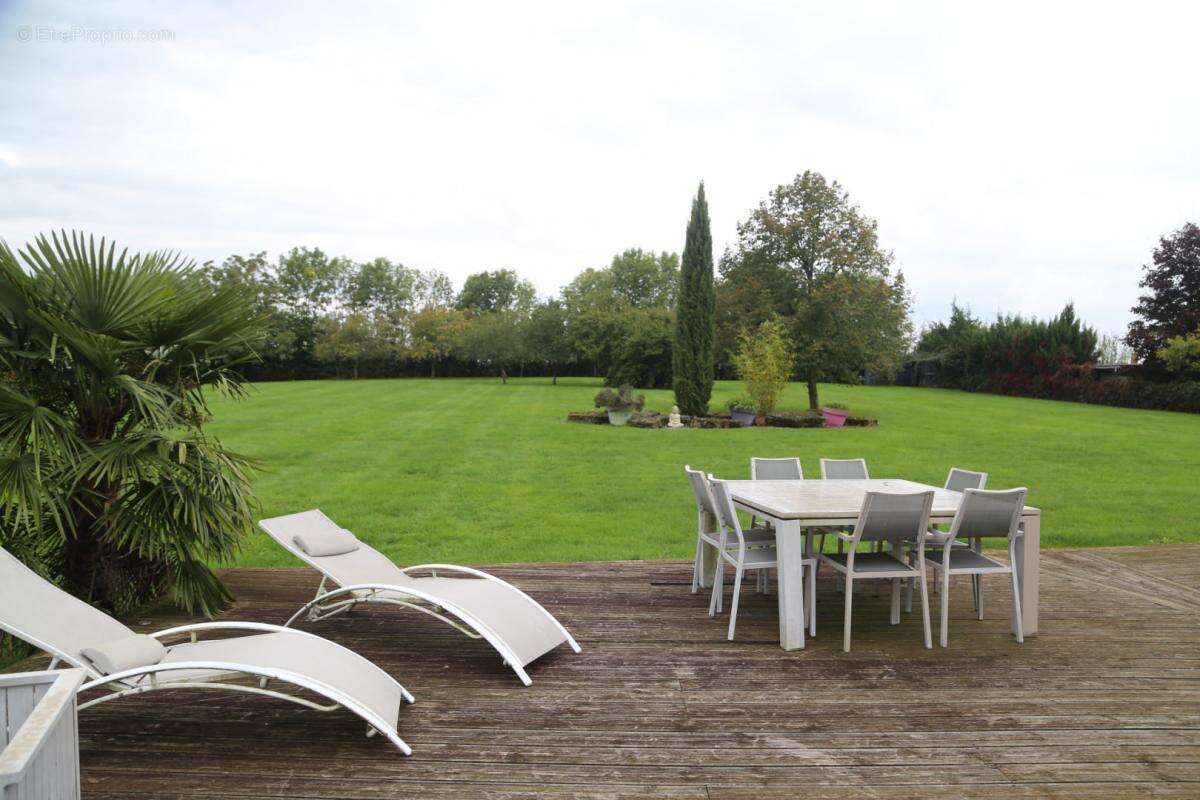 Maison à ARNAY-LE-DUC