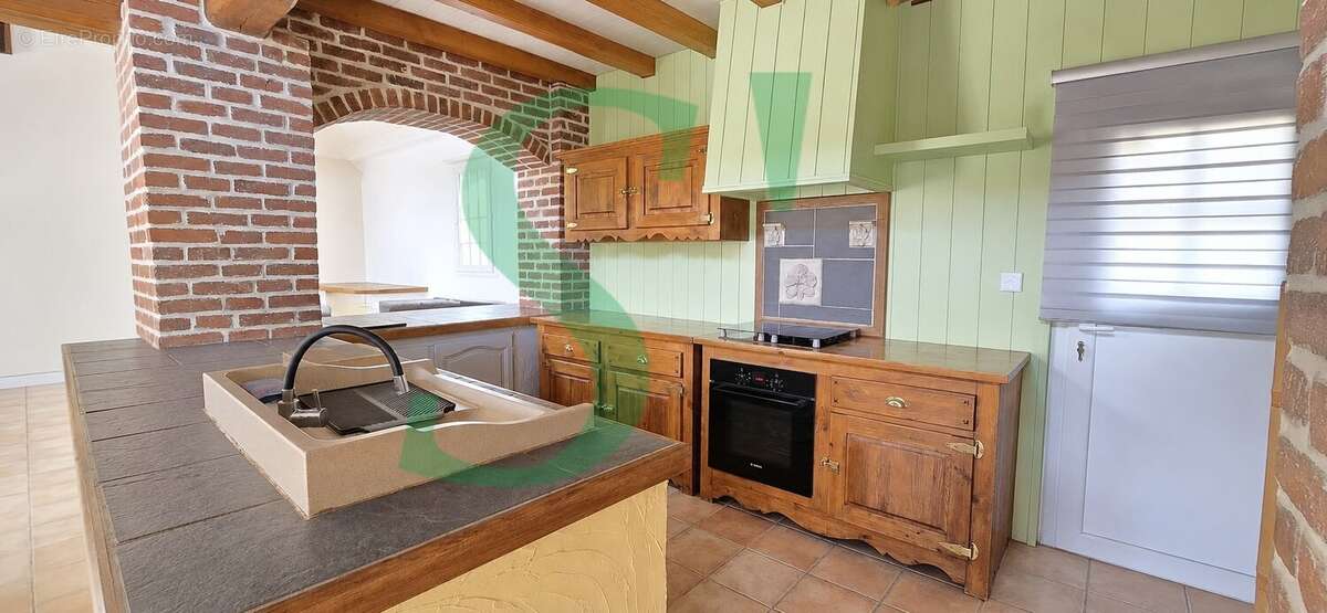 Maison 240 m² à Auneuil  - photo 5
