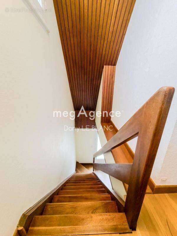 Maison à MAINVILLIERS