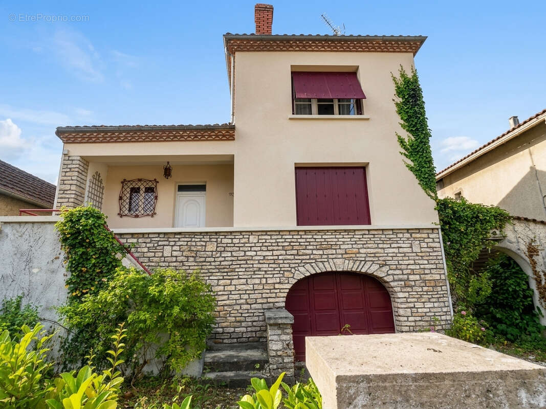 Maison à MARSAC-SUR-L'ISLE