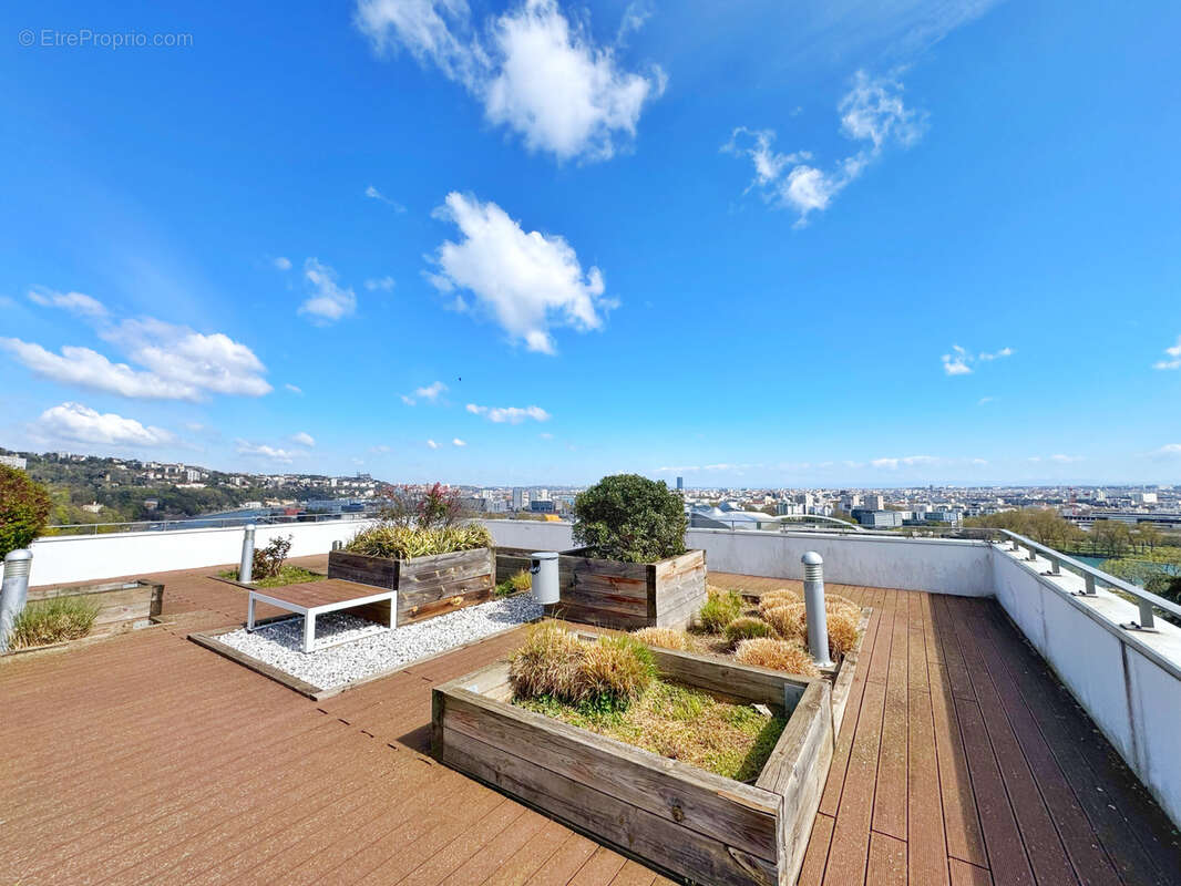 Appartement à LA MULATIERE