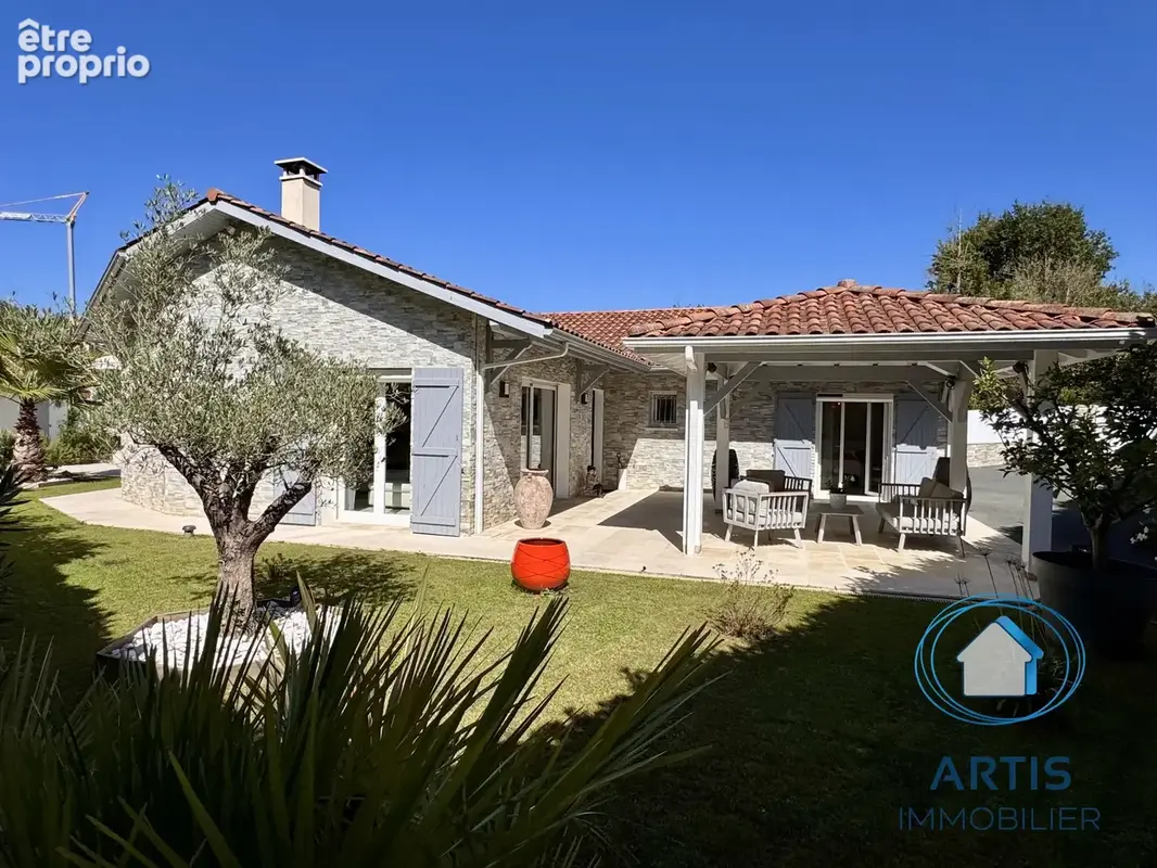Photo Maison à Urrugne au prix de 780 000€