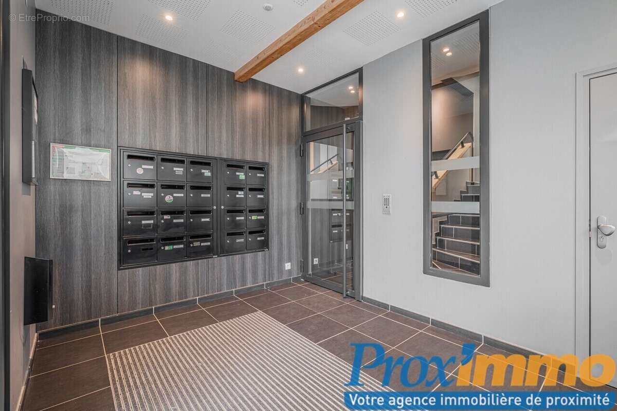 Appartement à SAINT-EGREVE