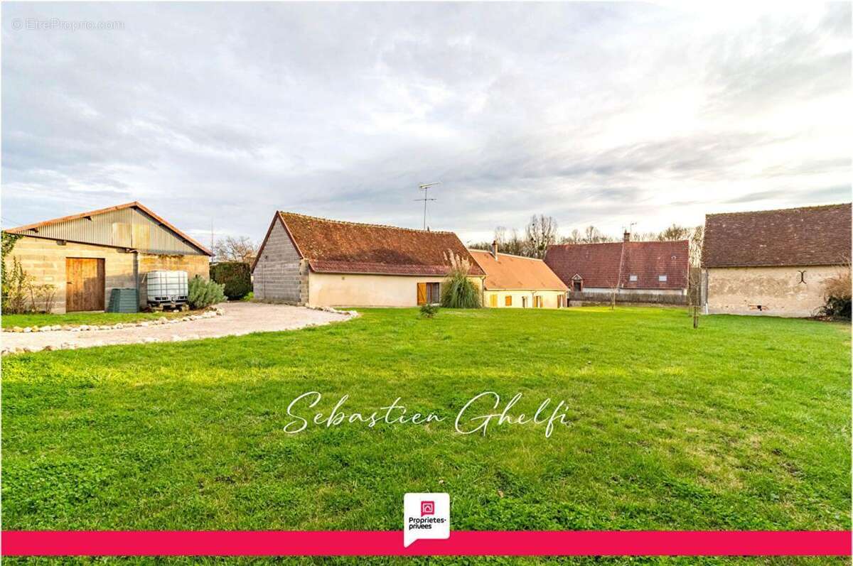 belle maison de plain-pied avec hangar et grand terrain - photo 17