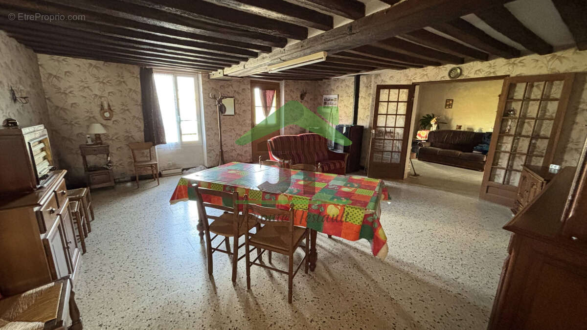 Maison à ILLIERS-COMBRAY