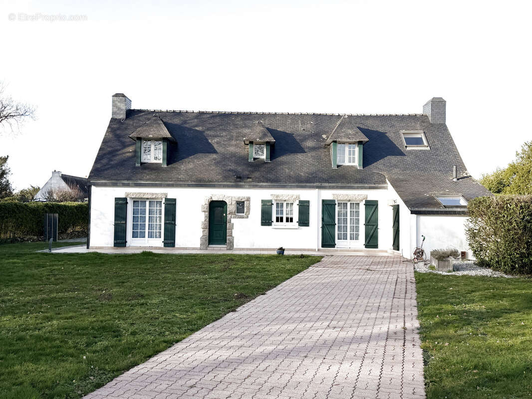 Maison à SAINT-ARMEL