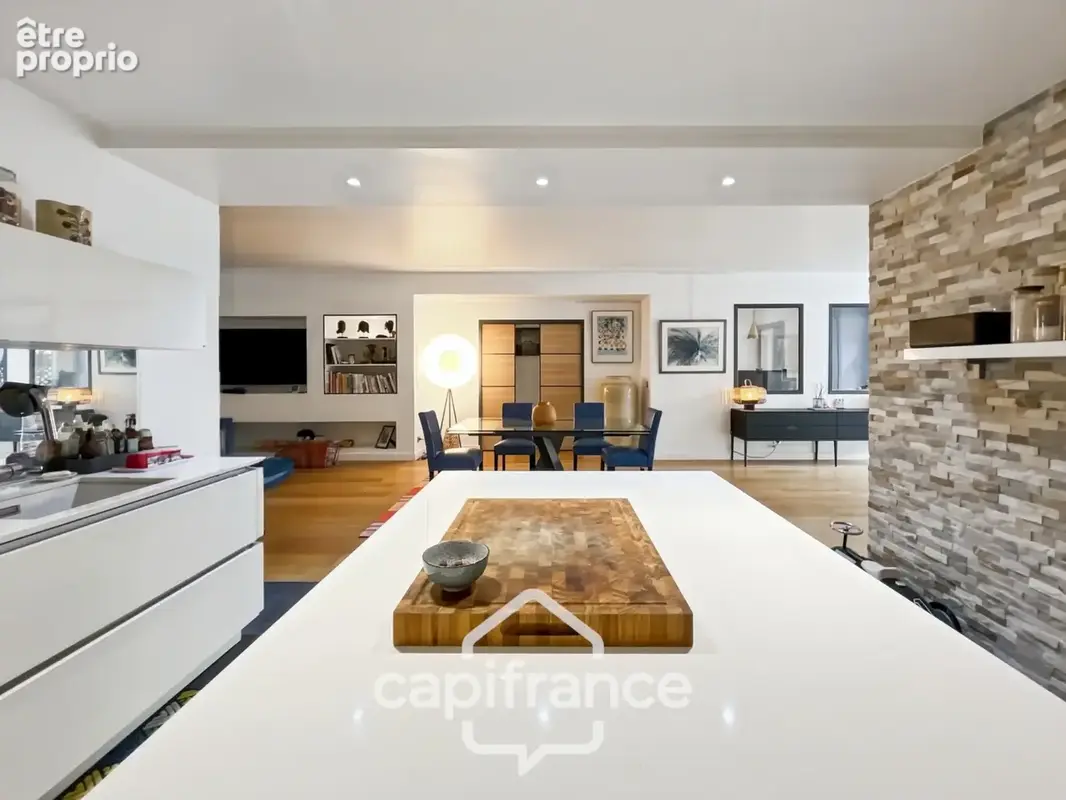 Appartement à NOGENT-SUR-MARNE