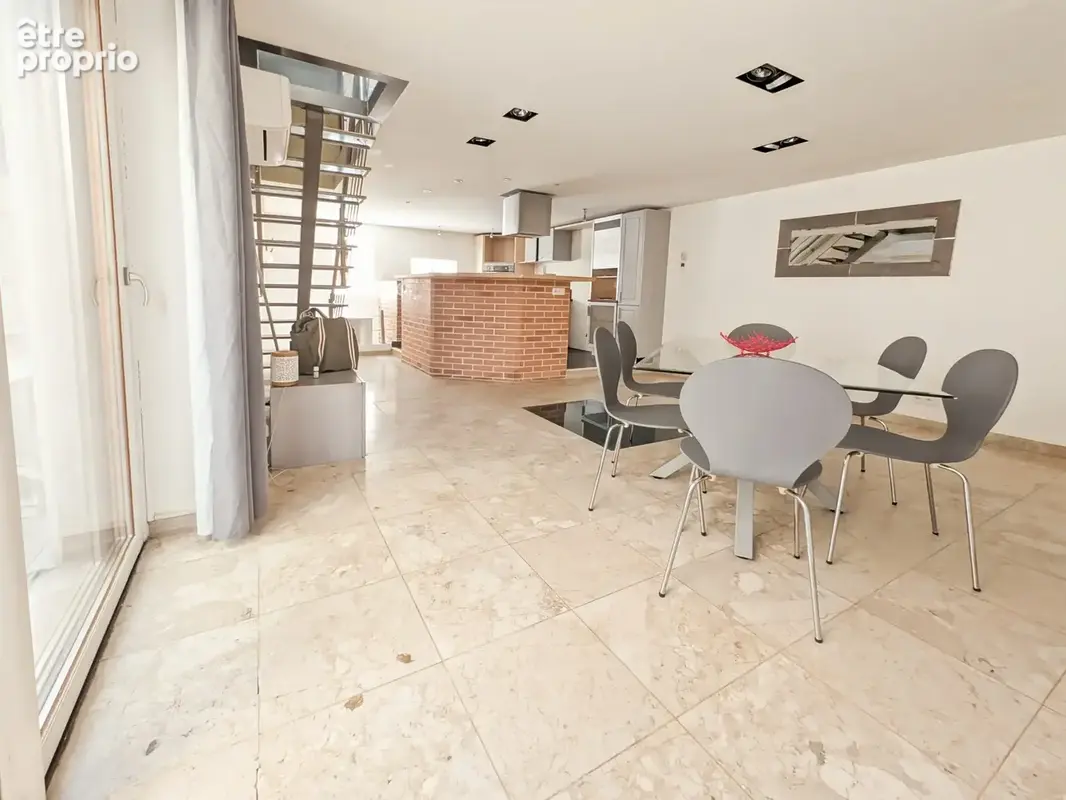Maison 80 m² à Villefranche-Sur-Saone  - photo 6