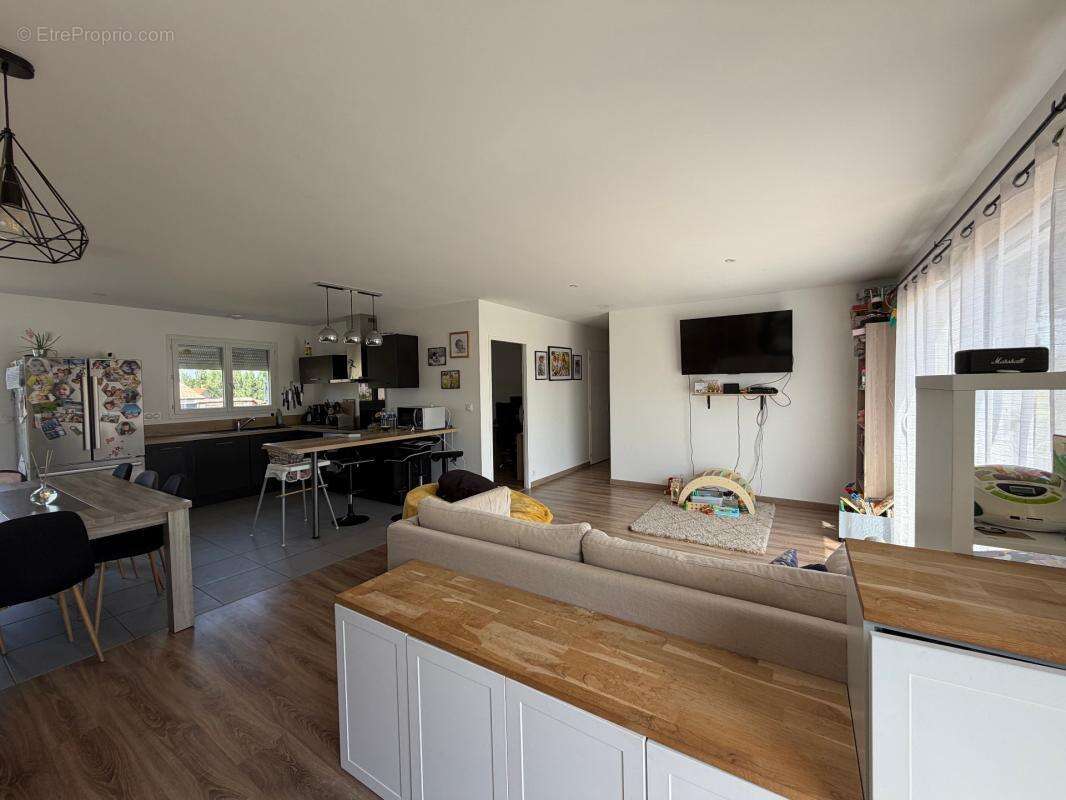 Chateau guibert (85) - la mainborgere - villa de plain pied 2020/4 chambres avec garage sur 1353m² clos - photo 5