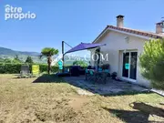 Maison à LE CRESTET