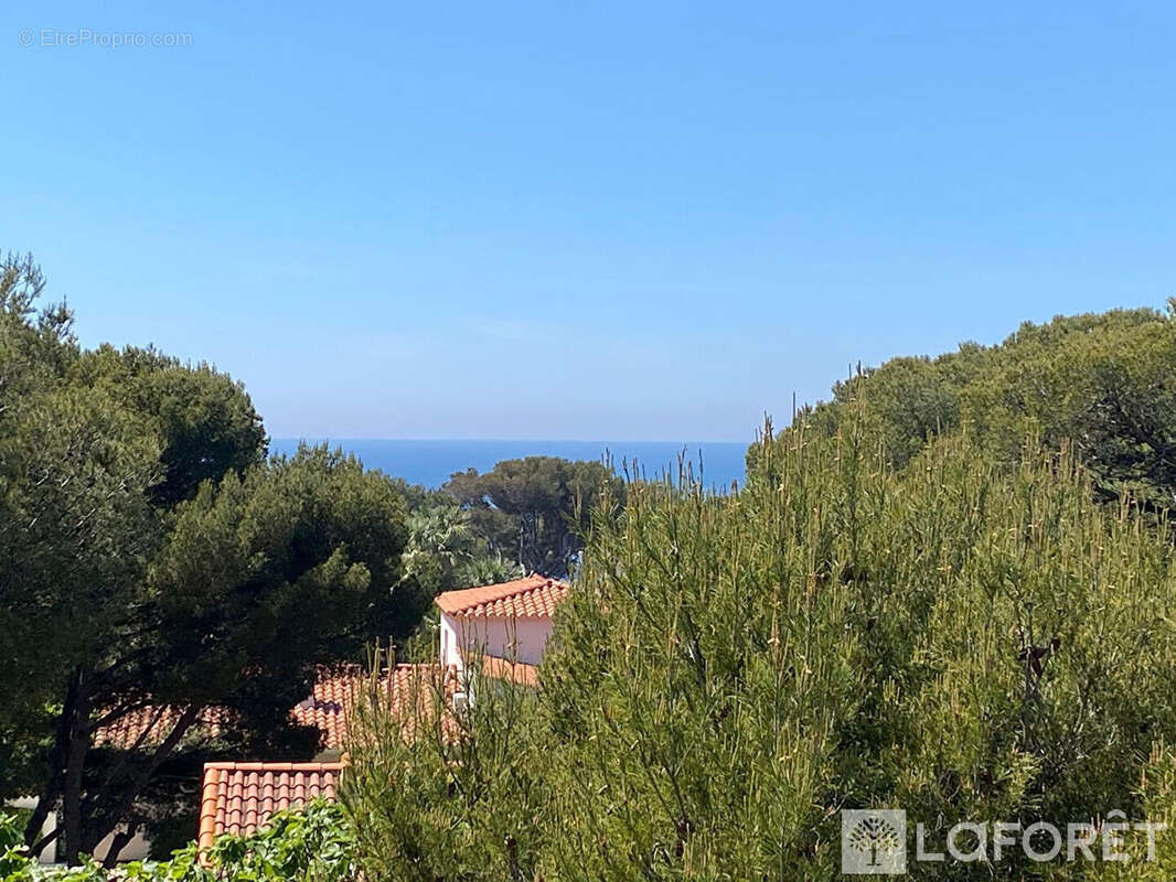 Appartement à CARRY-LE-ROUET