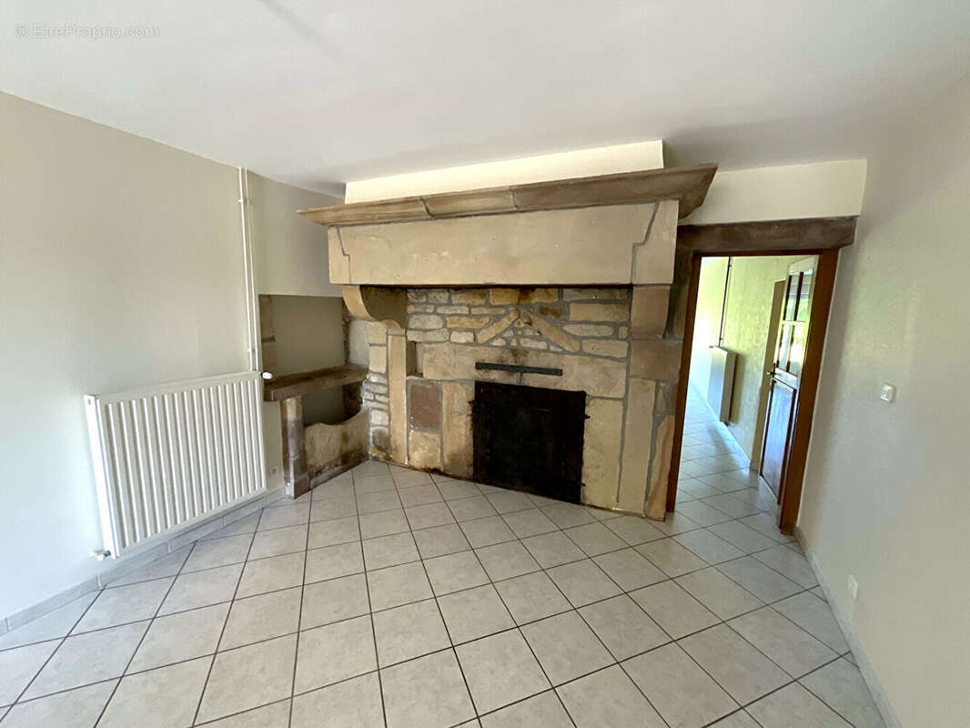 Maison à MELINCOURT