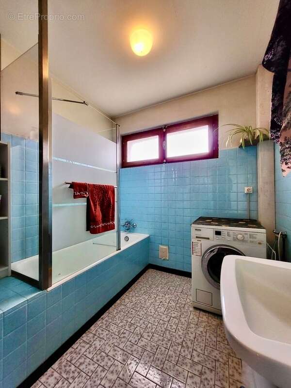 Appartement à EVIAN-LES-BAINS