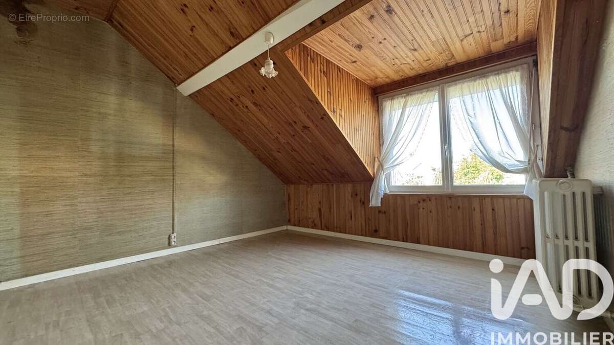 Photo 6 - Maison à ROMILLY-SUR-SEINE