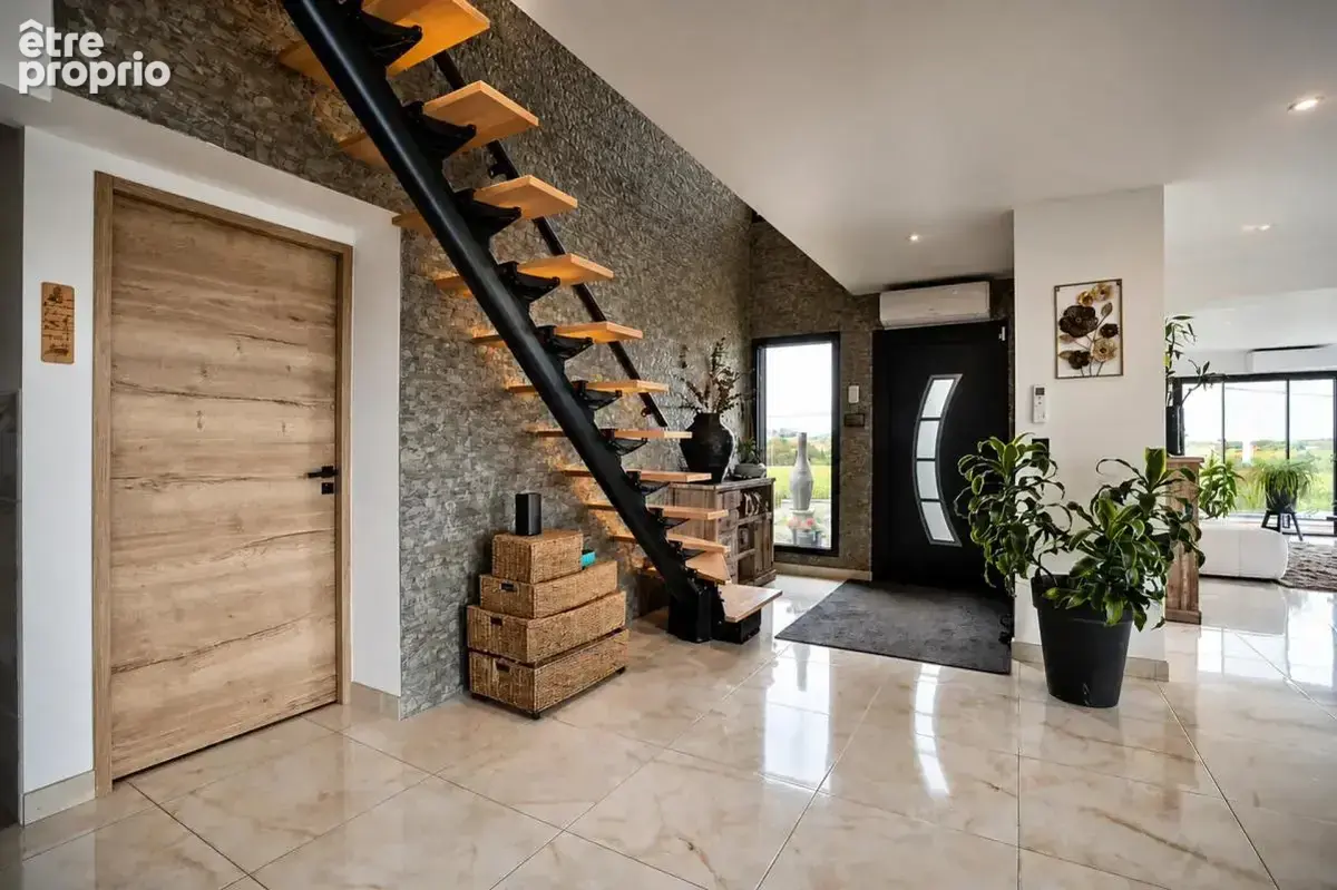 Maison de 8 pièces de 210 m² à Orthez - photo 12