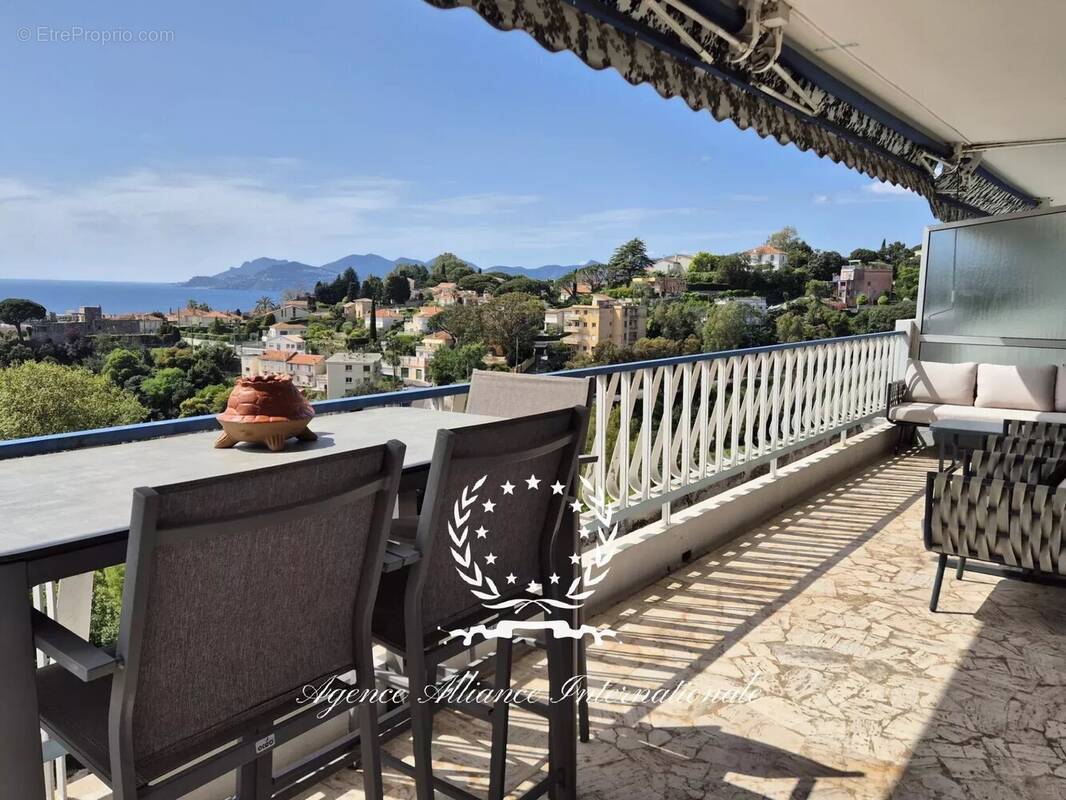 Appartement à CANNES
