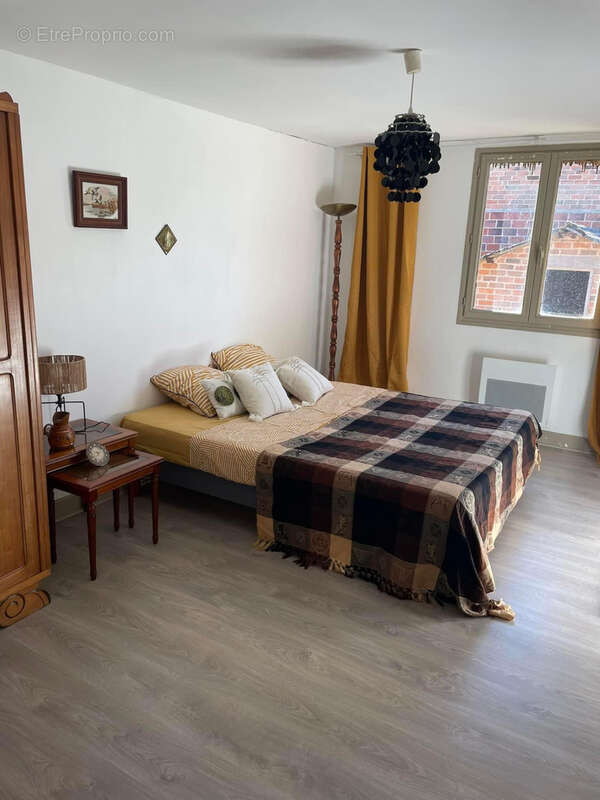 Maison à CHATEAU-CHERVIX