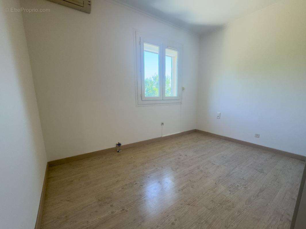 Maison à BOUJAN-SUR-LIBRON