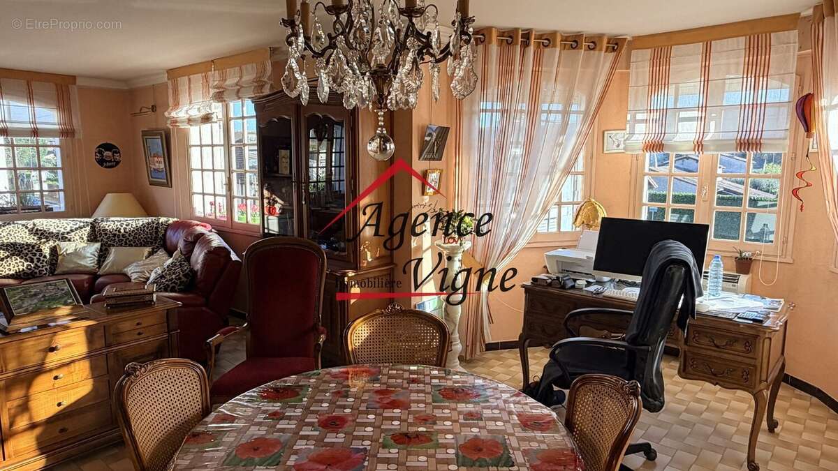 Maison à SAINT-AMBROIX