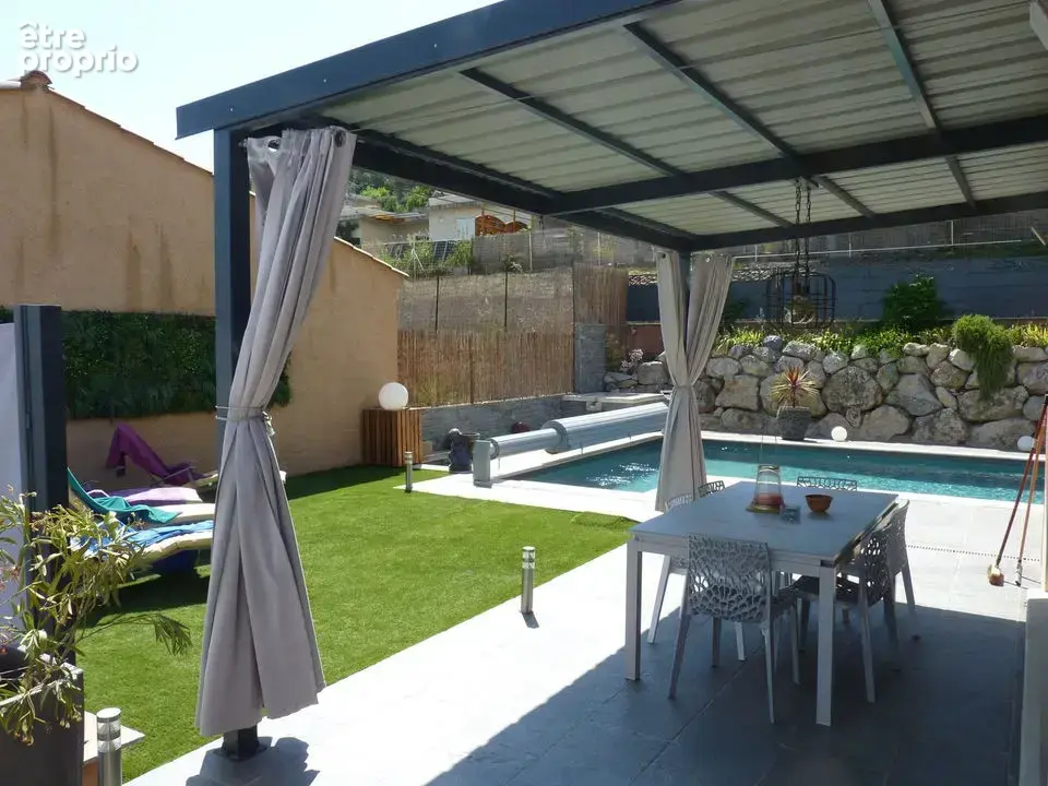 Maison 7 pièces 170 m² à vendre à Sainte-Tulle (04220) - photo 4
