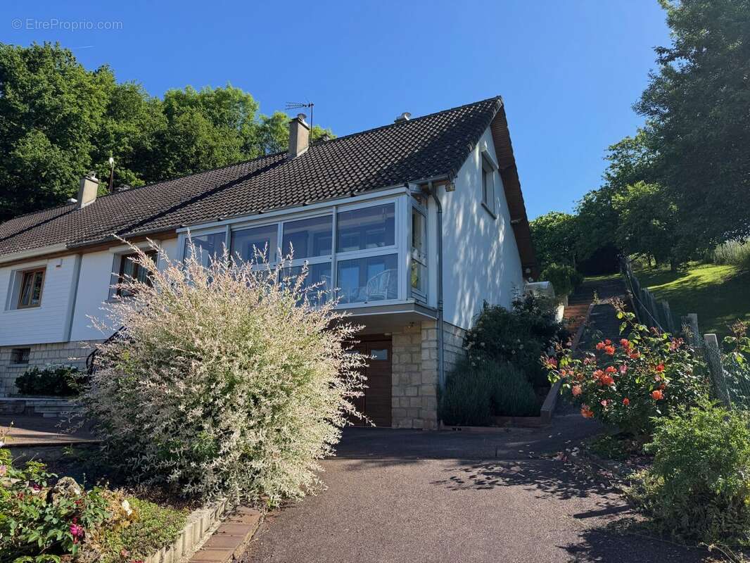 Maison à PACY-SUR-EURE