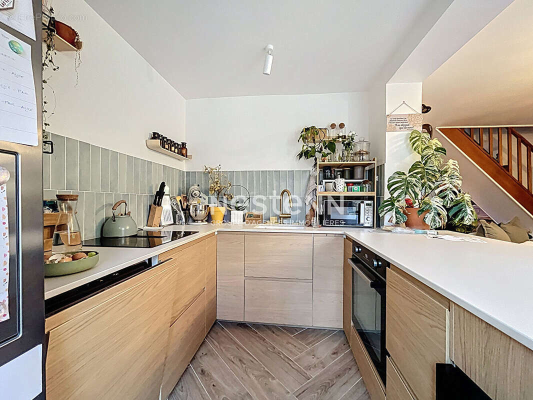 Maison à vendre sur la commune de L'Isle-Adam - 6 pièces, 4 chambres - photo 7