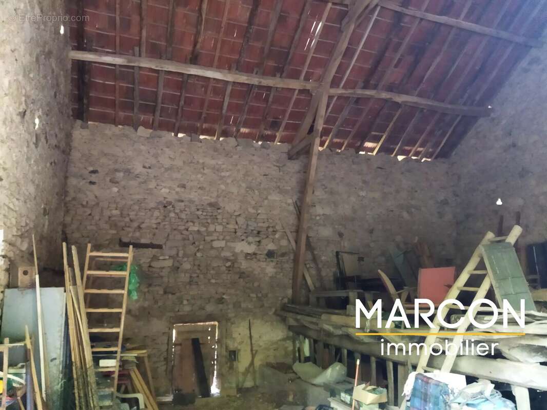 Belle fermette avec 5,2 hectares de terrain - photo 36
