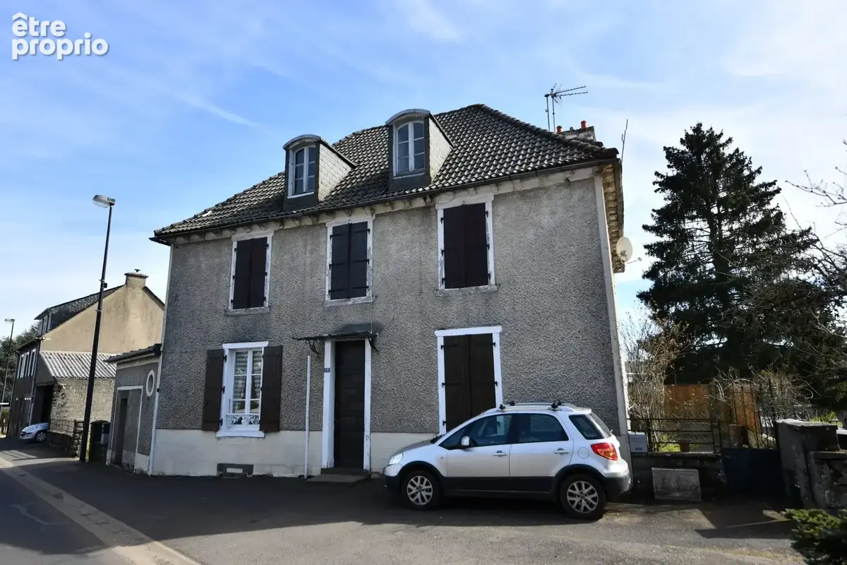 Appartement 150 m² à vendre à Mauriac (15200) - photo 2