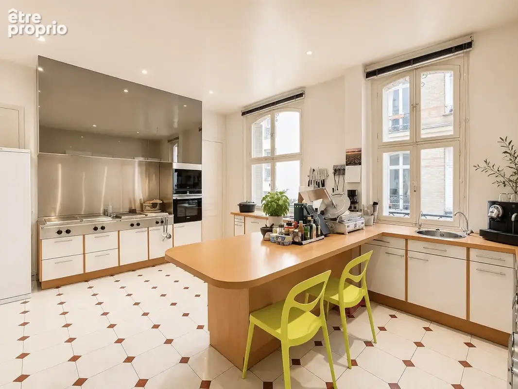 Paris 17e   Plaine Monceau  Élégant appartement familial de 293 m2   7 pièces   1er étage avec ascenseur - photo 12
