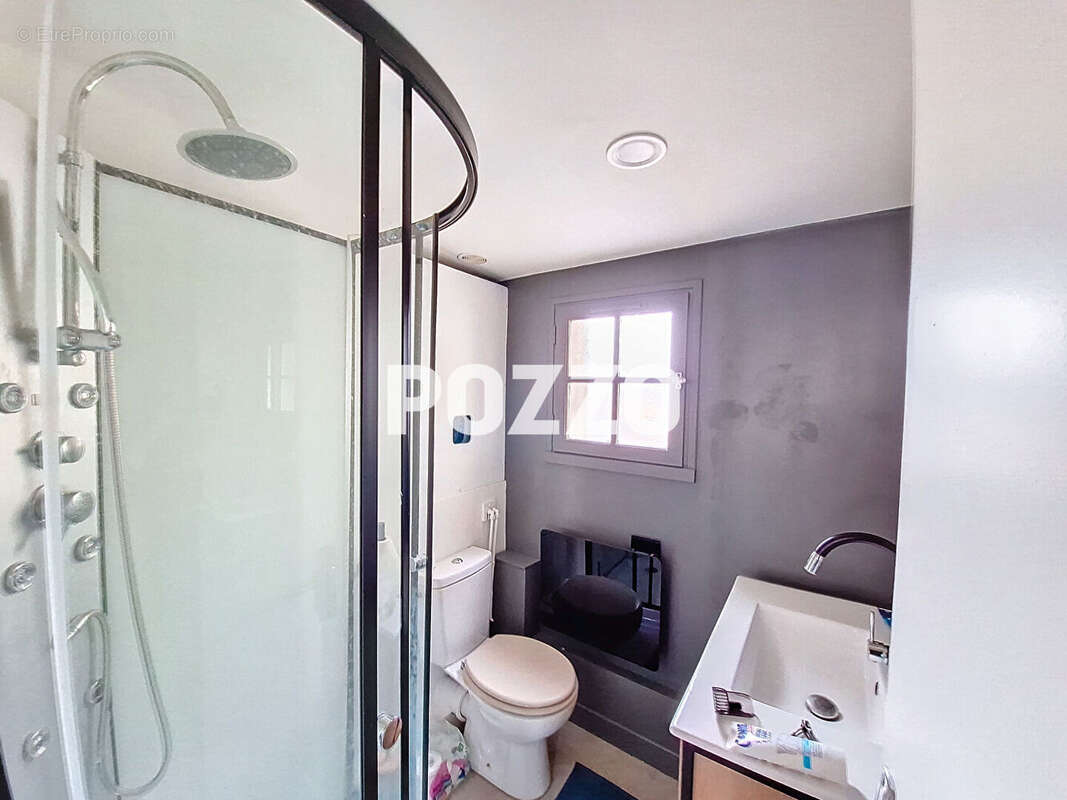 A VENDRE - GRANVILLE (50400) - Appartement 23.27m² hypercentre ! - photo 6