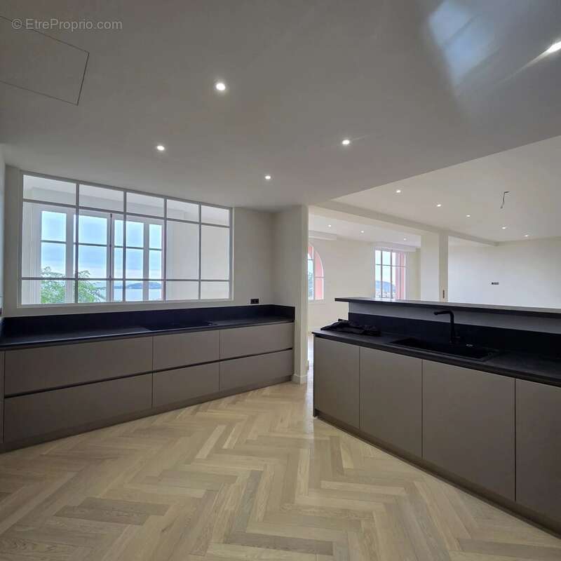 Appartement à BEAULIEU-SUR-MER