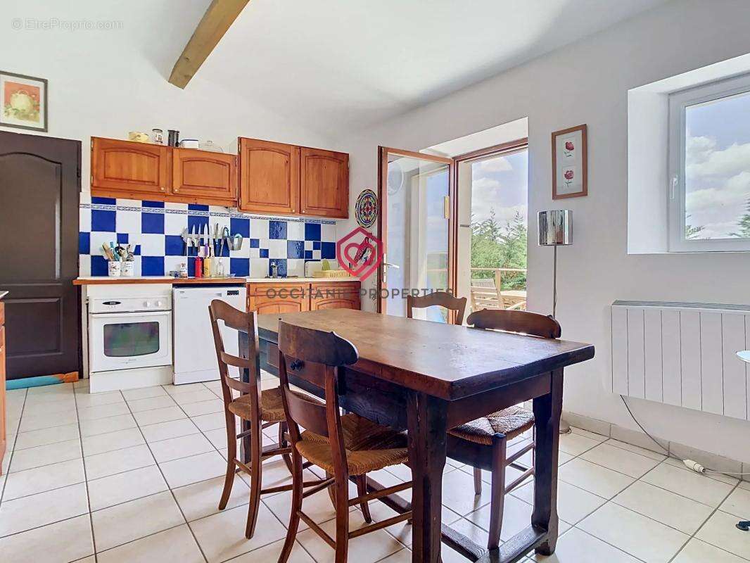 Maison à PEYREFITTE-SUR-L'HERS