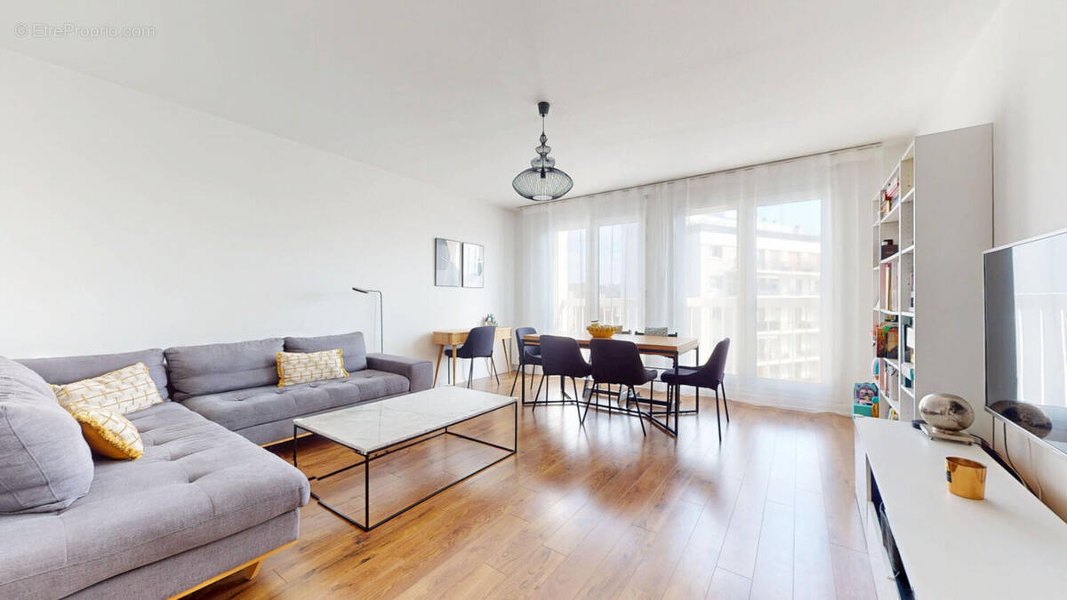 Appartement à VILLEMOMBLE