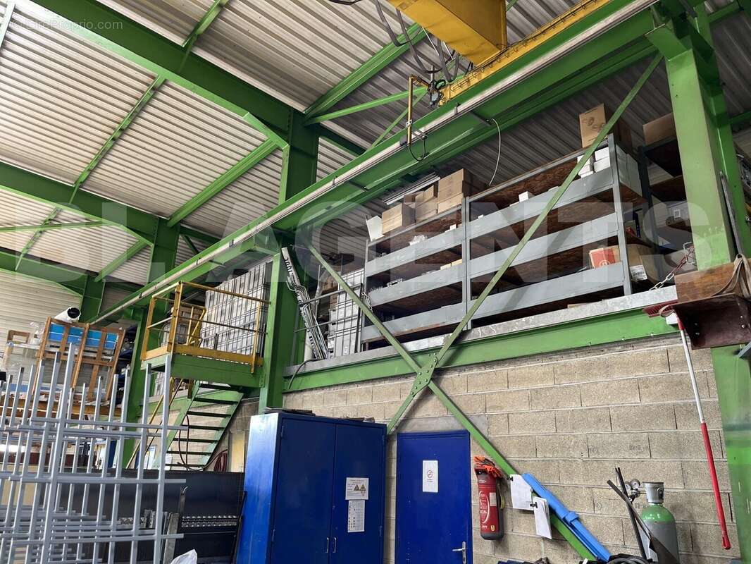 Photo 06-03-2025 11 06 04 - Commerce à MOULINS-SAINT-HUBERT