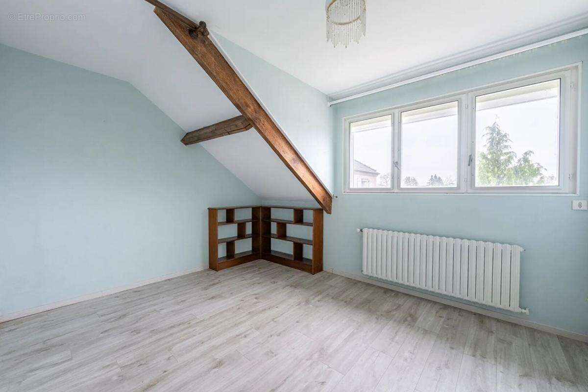 Maison à LA COUTURE-BOUSSEY